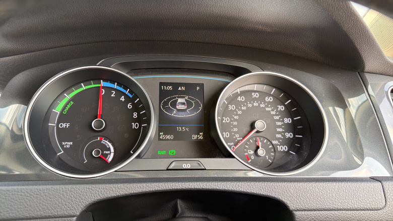 Volkswagen Golf 99kW e-Golf 35kWh 5dr Auto Electric Hatchback